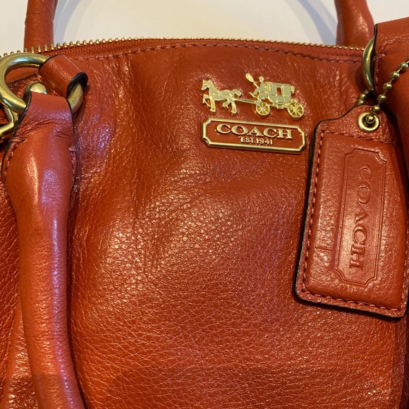 Warm peach Coach top handle crossbody bag - Picture 6 of 7